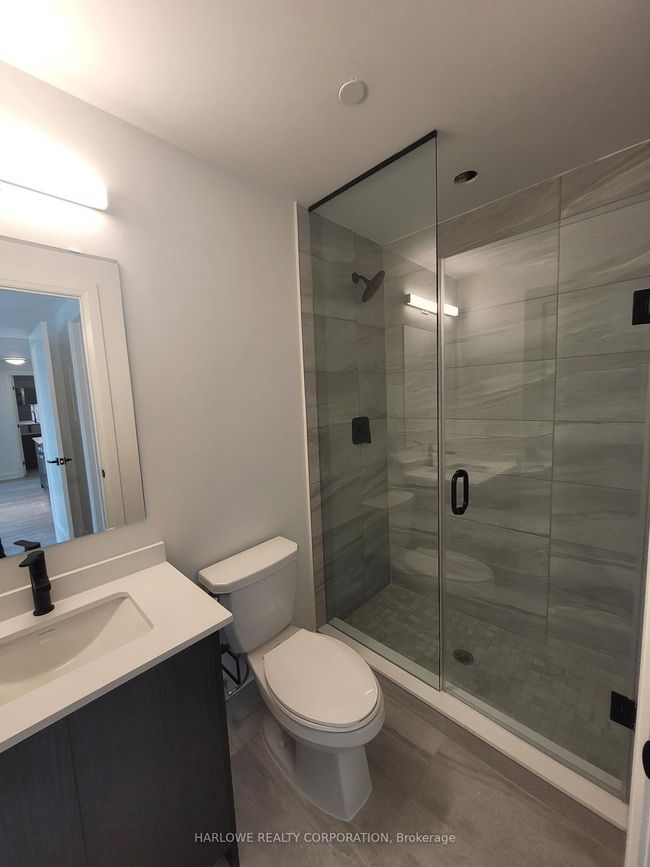 413 - 2369 Danforth Ave, Condo with 2 bedrooms, 2 bathrooms and 1 parking in Toronto ON | Image 9