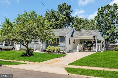 27 Willow Rd, Bordentown, NJ, 08505-2747 | Card Image
