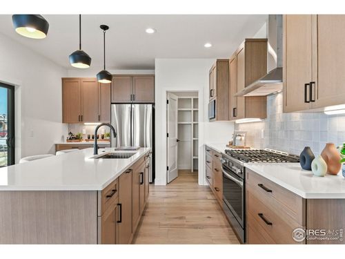 1424 Burt Ave, Berthoud, CO, 80513-2764 | Card Image