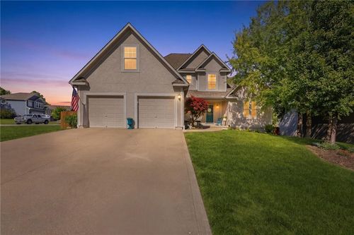 1900 159th Ter, Basehor, KS, 66007-8701 | Card Image