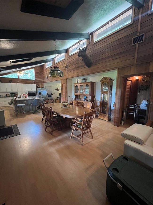 15222 Lost Lake Ln, House other with 8 bedrooms, 4 bathrooms and null parking in LITHIA FL | Image 7