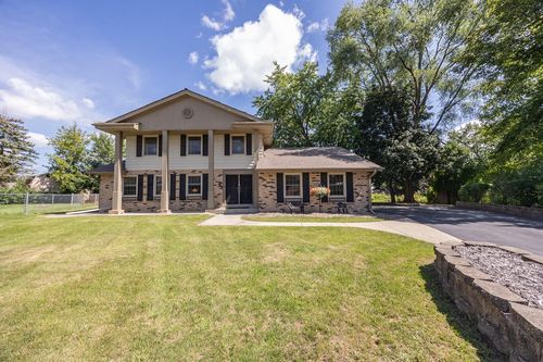 12430 W Burdick Court, New Berlin, WI, 53151 | Card Image
