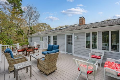 359 Lake Elizabeth Dr, Centerville, MA, 02632-3631 | Card Image