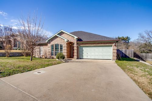 2226 Creek Side Dr, Weatherford, TX, 76087-3846 | Card Image
