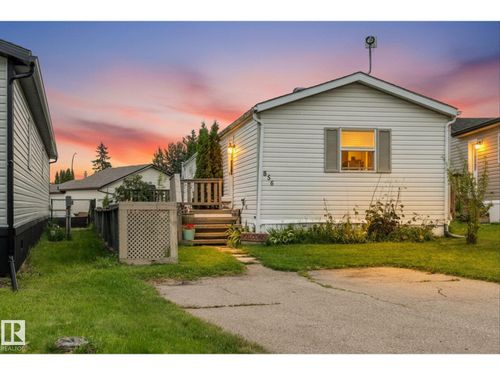 856 Range Road 272, Spruce Grove, AB, T7X3R3 | Card Image
