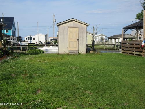 137 Inlet Ln, Grandy, NC, 27939-9753 | Card Image