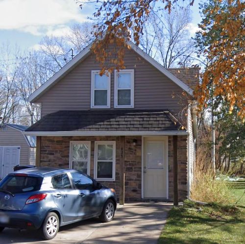 425 N Main St, FALL RIVER, WI, 53932-9558 | Card Image