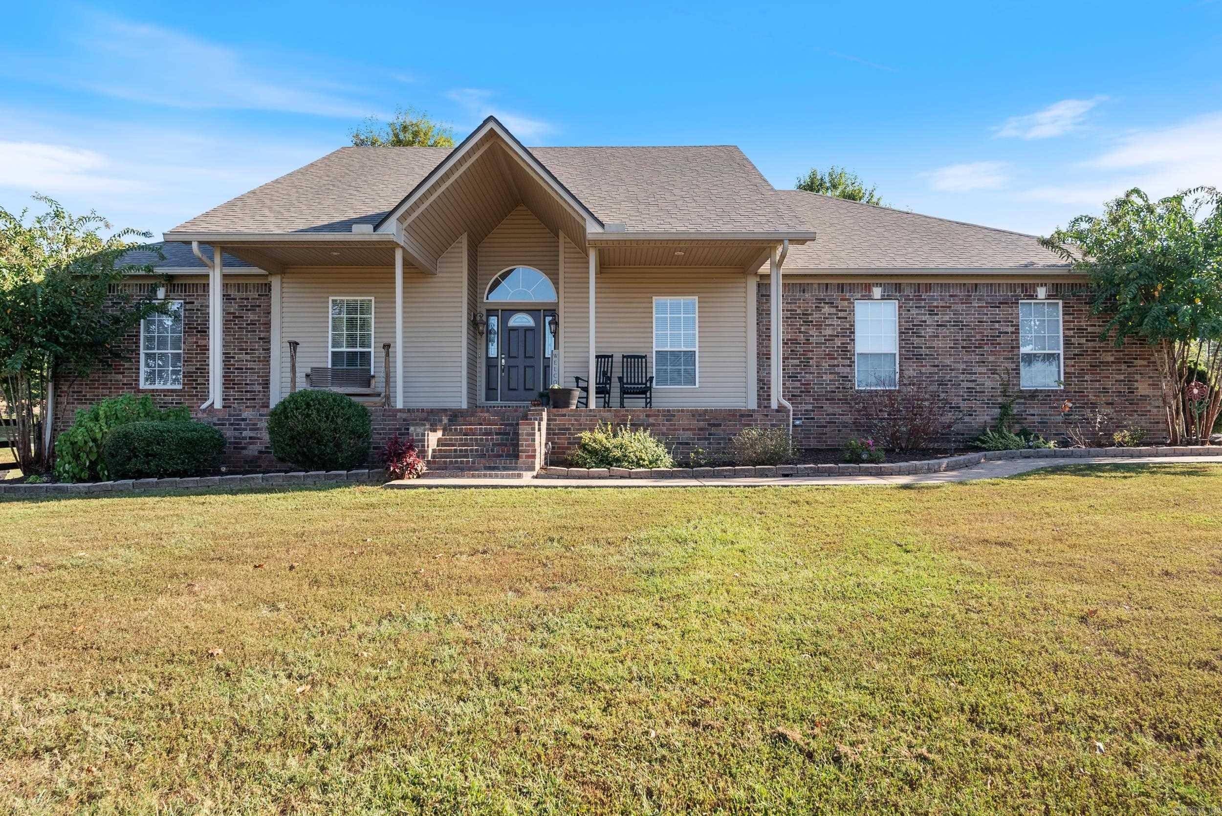 Lookout Mountain Rd, Benton, AR 72019