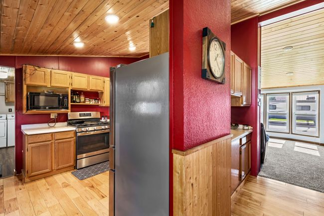 421 1 St Ave S, House other with 5 bedrooms, 3 bathrooms and null parking in Fairfield MT | Image 19