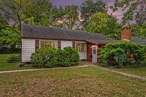 123 Terrace St, Allegan, MI, 49010-1057 | Card Image