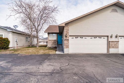 1504 Falcon Dr, Ammon, ID, 83406-5823 | Card Image