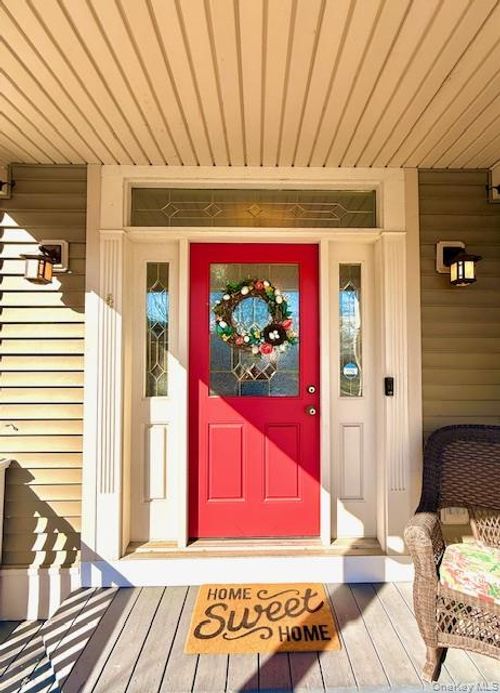 4 Broad St, Newburgh, NY, 12550-3668 | Card Image