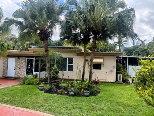 b-2424 Grant St, Hollywood, FL, 33020-3412 | Card Image