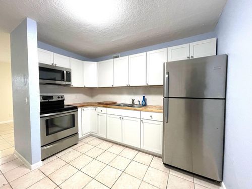 1-501 W Kalmia Dr, West Palm Beach, FL, 33403-2273 | Card Image