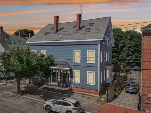 b-42 Federal St, Newburyport, MA, 01950-2820 | Card Image
