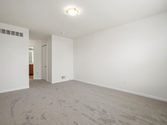 1051 Paddock Ln, Condo with 2 bedrooms, 2 bathrooms and null parking in South Lyon MI | Image 18