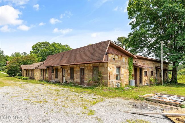 9476 Morgan Co Hwy, Home with 0 bedrooms, 0 bathrooms and null parking in Sunbright TN | Image 19