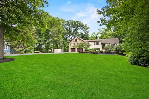 24 Maloney Dr, Wappingers Falls, NY, 12590-6200 | Card Image