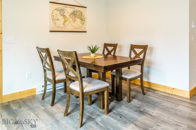Dining area. | Image 6