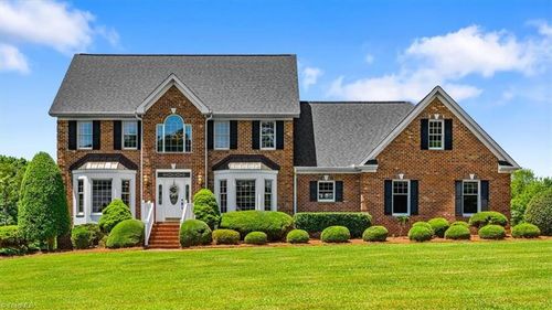 194 Deerwood Ln, Stoneville, NC, 27048-8420 | Card Image