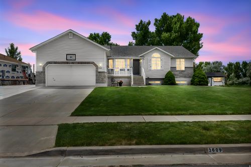 3609 Jupiter Hills Dr, Syracuse, UT, 84075-6873 | Card Image
