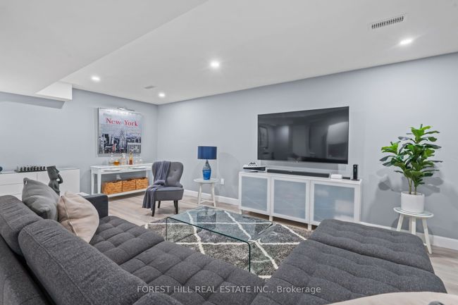 5 White Hart Lane, House other with 3 bedrooms, 3 bathrooms and 4 parking in Hastings ON | Image 20