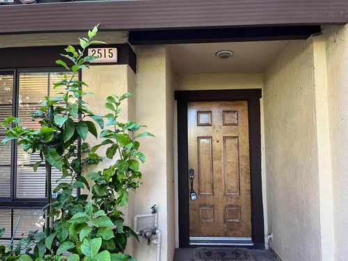 2515 Galleon Pl, San Leandro, CA, 94577-6407 | Card Image