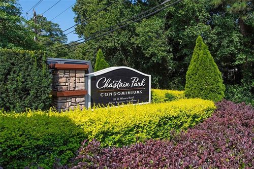 4100 Chastain Park Ct Ne, Atlanta, GA, 30342-3256 | Card Image