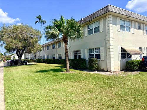 115w-1560 Mckinley St, Hollywood, FL, 33020-3204 | Card Image