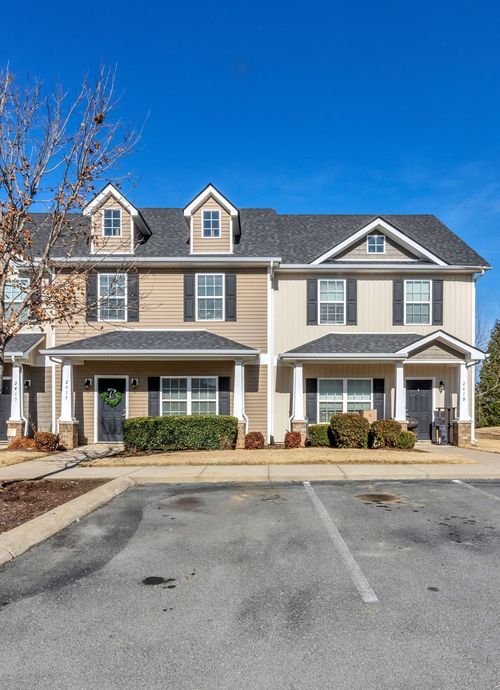 2417 New Holland Cir, Murfreesboro, TN, 37128-8272 | Card Image