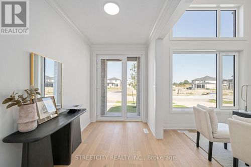 337 Manhattan Dr, London, ON, N6K0L5 | Card Image