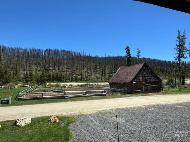 2742 Dixie Rd, Home with 9 bedrooms, 4 bathrooms and null parking in Dixie ID | Image 35
