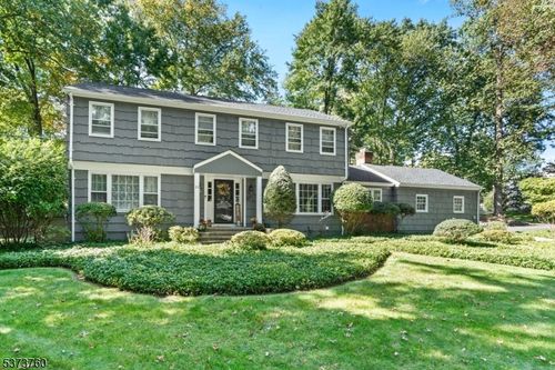 23 Walter St, Old Tappan, NJ, 07675-7114 | Card Image
