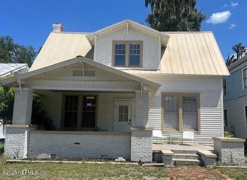 417 Emmett St, Palatka, FL, 32177-5209 | Card Image
