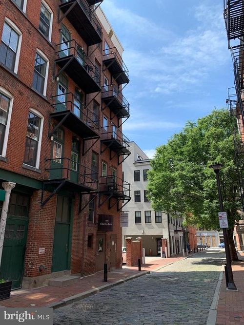 apt-2c-222 Church St, PHILADELPHIA, PA, 19106-4522 | Card Image
