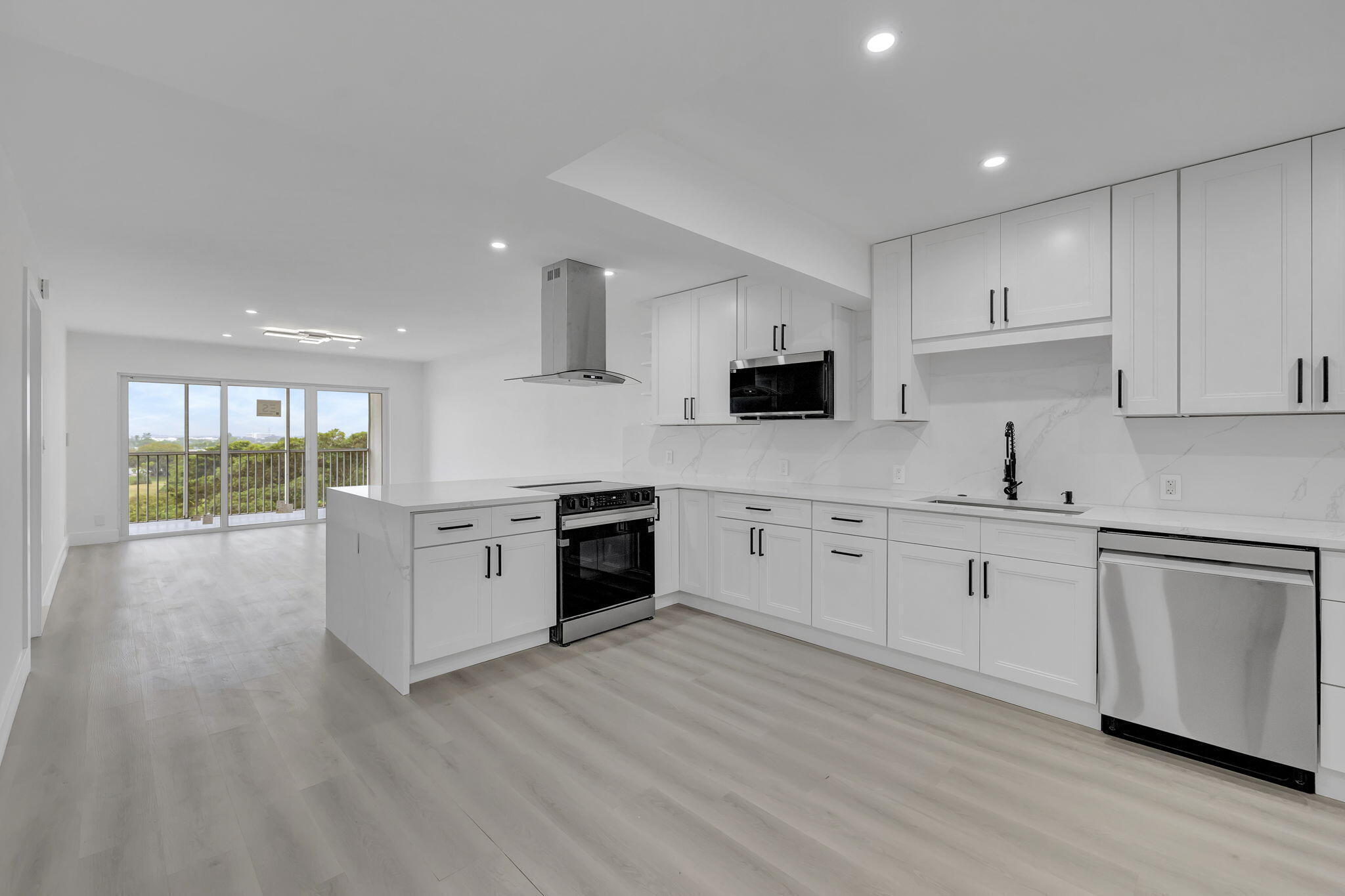 Residential Lease in Pompano Beach 2