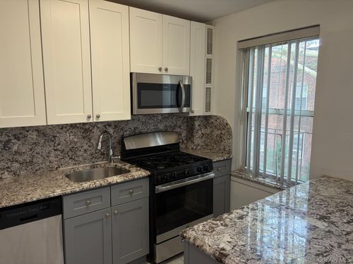 141-39 79th Avenue, New York, NY, 11367 | Card Image
