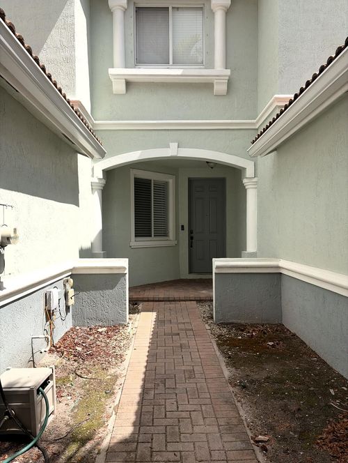 2228 Oakmont Dr, Riviera Beach, FL, 33404-1834 | Card Image