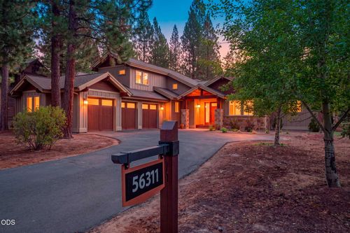 56311 Fireglass Loop, Bend, OR, 97707-2557 | Card Image