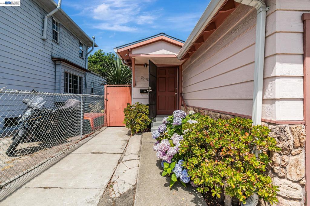 Residential in Oakland