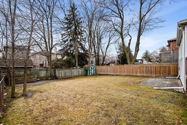 131 Florence Ave, House other with 5 bedrooms, 3 bathrooms and 2 parking in North York ON | Image 37