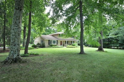 5915 Headley Rd, Gahanna, OH, 43230-1932 | Card Image