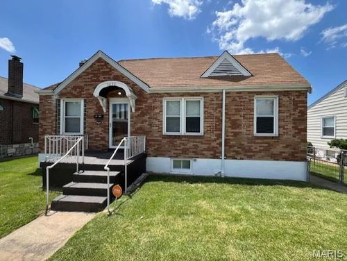 3636 French Ave, Saint Louis, MO, 63116-4043 | Card Image