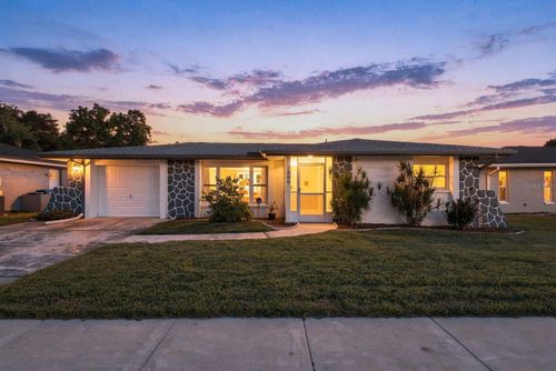 1806 Driftwood Cir S, OLDSMAR, FL, 34677-2711 | Card Image