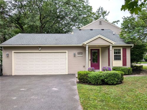 1 Locke Dr, Pittsford, NY, 14534-4017 | Card Image