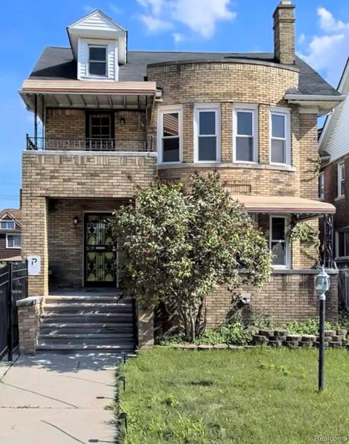 2713 Calvert St, Detroit, MI, 48206-1468 | Card Image