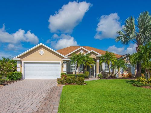955 Southlakes Way Sw, Vero Beach, FL, 32968-7527 | Card Image