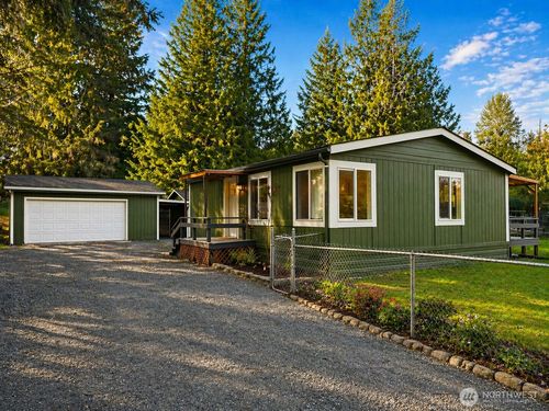 51 Se Foxglove Ave, Shelton, WA, 98584-9213 | Card Image