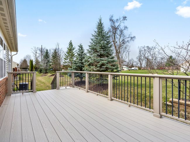 1051 Paddock Ln, Condo with 2 bedrooms, 2 bathrooms and null parking in South Lyon MI | Image 31