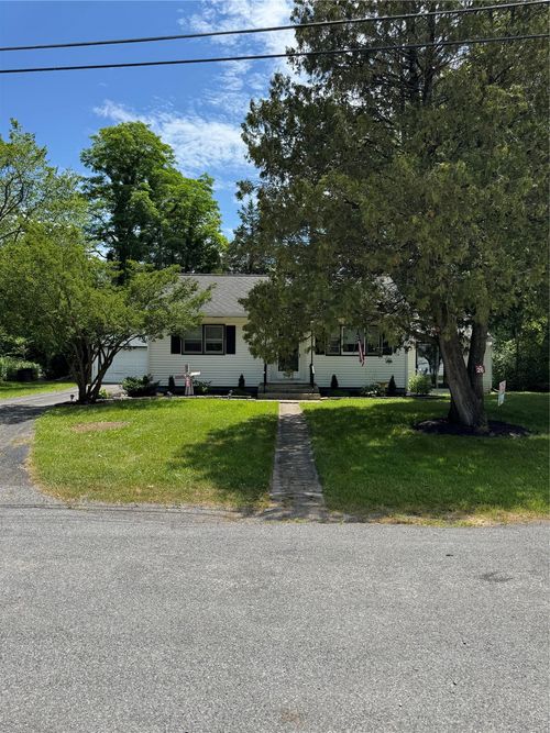 26 Madaline St, Cairo, NY, 12413-2830 | Card Image